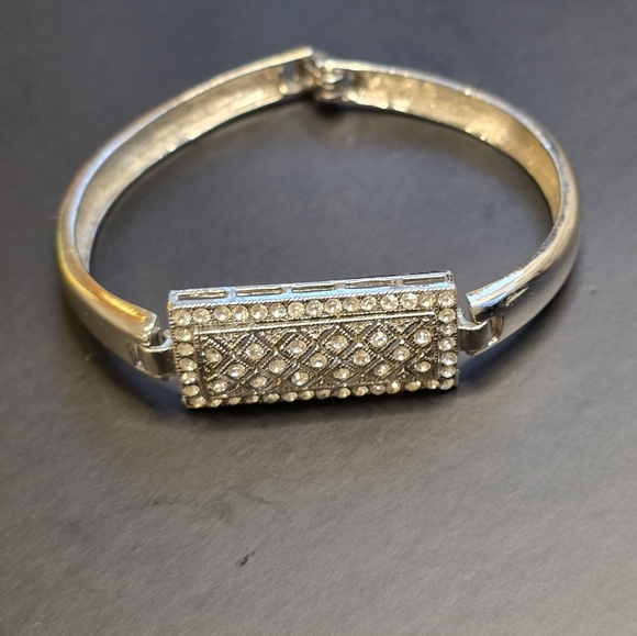 Special Ocassion Clear Rhinestone ID Bangle - Picture 4 of 6